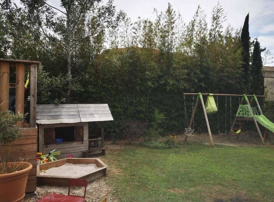 Maison Avec Piscine Dans Village Provencal. Courthézon Exteriör bild
