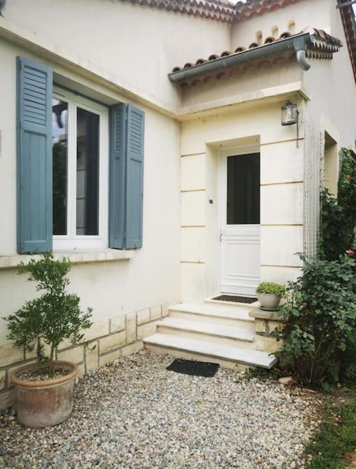 Maison Avec Piscine Dans Village Provencal. Courthézon Exteriör bild