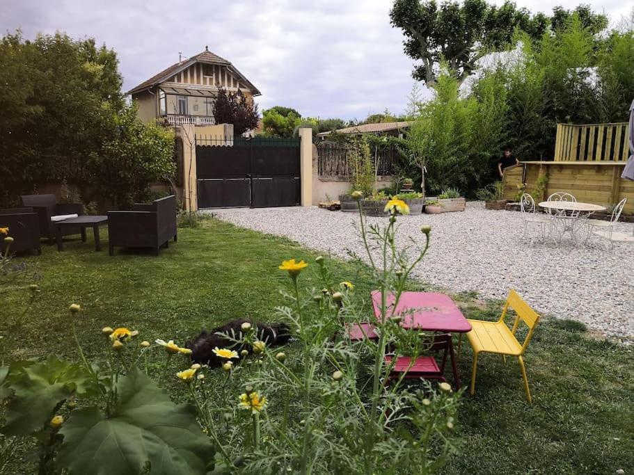 Maison Avec Piscine Dans Village Provencal. Courthézon Exteriör bild