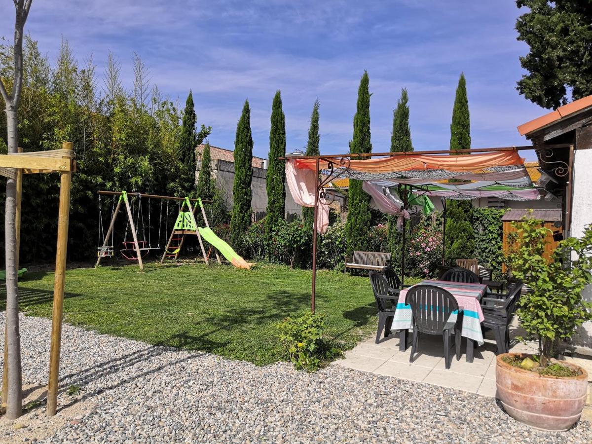 Maison Avec Piscine Dans Village Provencal. Courthézon Exteriör bild